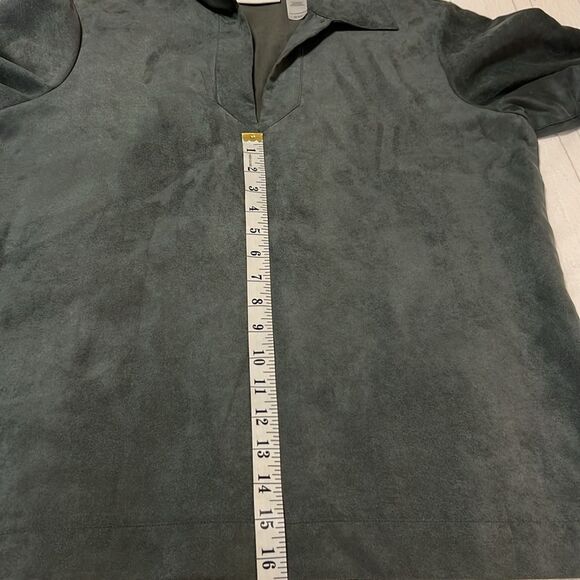 Liz Claiborne 3/4 Length Micro Suede Tunic Blouse - Picture 5 of 6